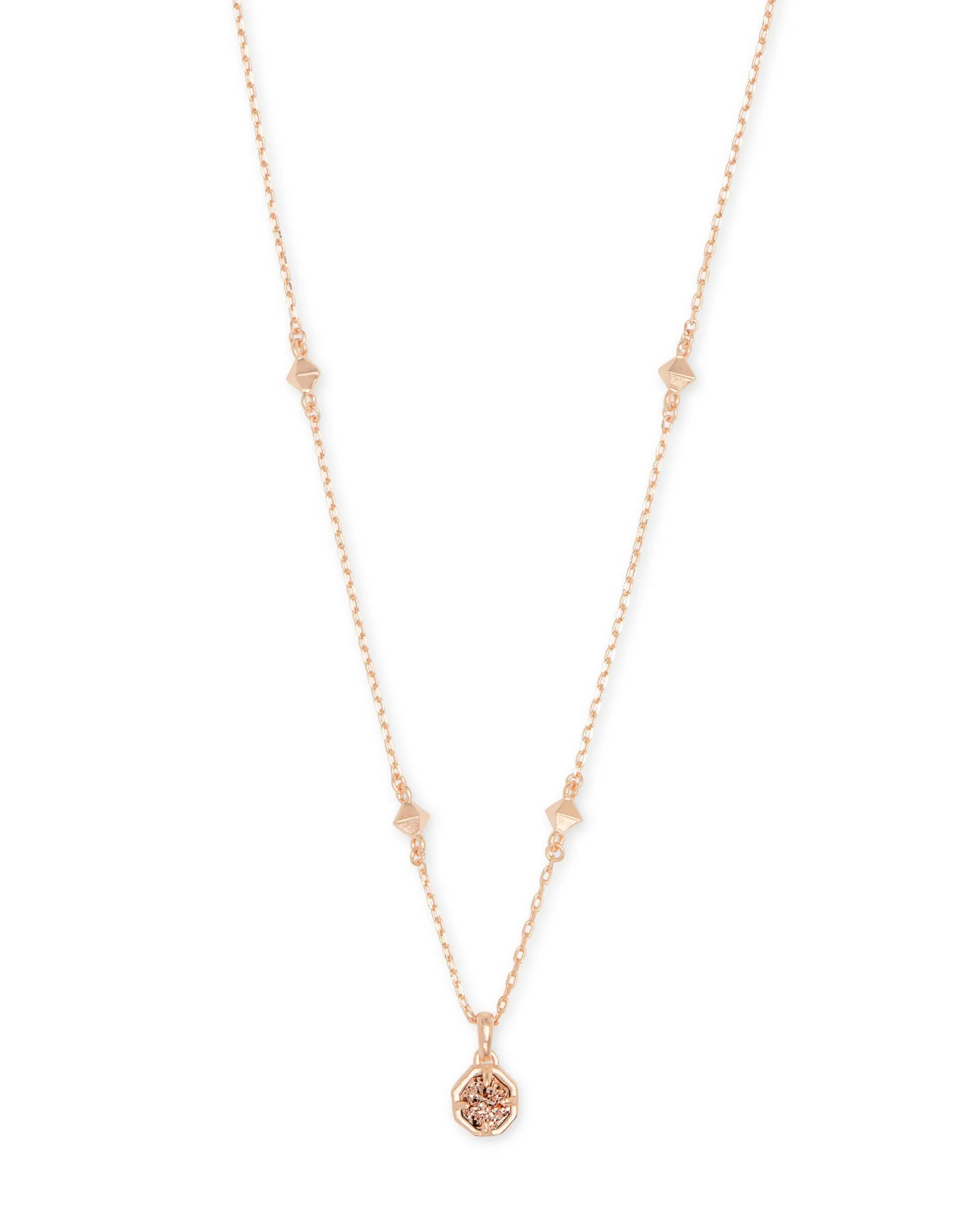 Nola Short Pendant Necklace