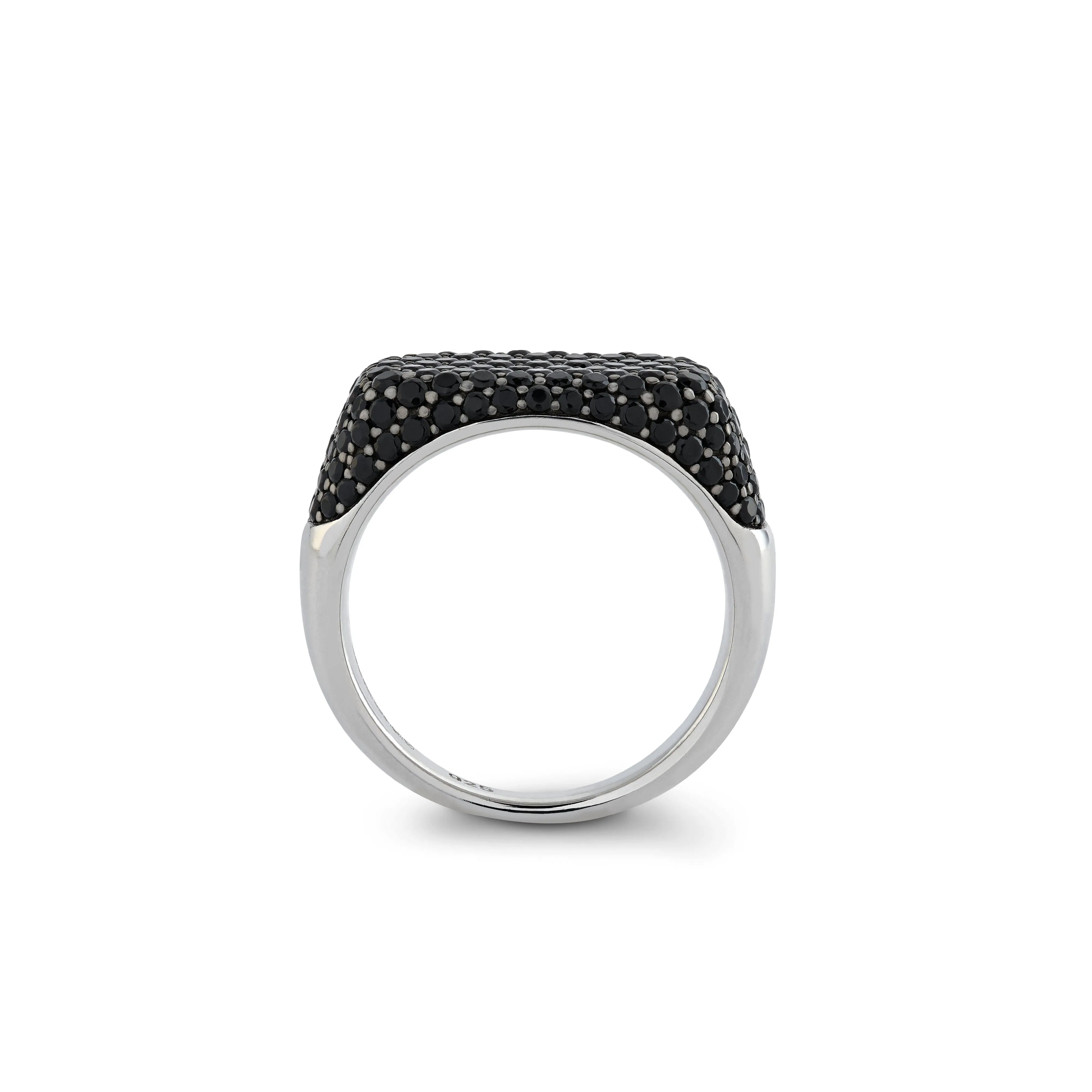 Tom Wood - Michael Ring Black Spinel